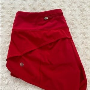 Lululemon Speed Up shorts “2.5